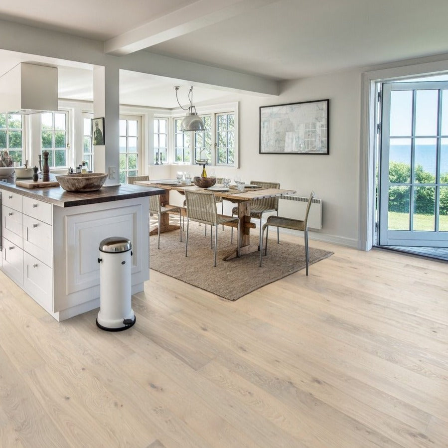 Kahrs Oak Nouveau Blonde Free Sample (5604249108637)