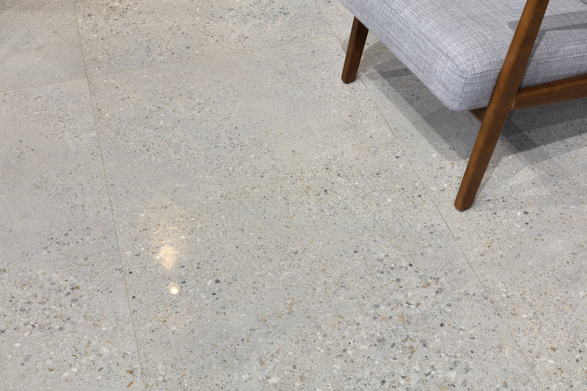 Lago True Polished Free Sample (5851408793757)